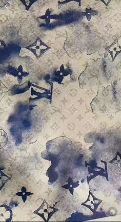 the blue and white pattern on this fabric is very artistic, it looks like something from louis vuitton