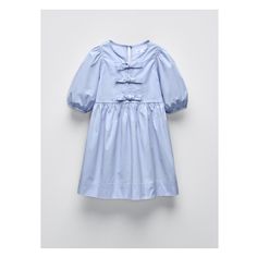 Round neck dress with short sleeves and buttoned cuffs. Buttoned teardrop closure at back. Bow appliqués at chest. Gathered waist. Zara Poplin Dress, Cardigan Sweater Jacket, Round Neck Dresses, Poplin Dress, Tshirt Skirt, Short En Jean, Knitwear Cardigan, Shirt Skirt, Dress With Bow