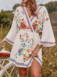 Short Holiday Dresses, Vestido Boho Chic, Bohemian Print Dress, Bohemian Style Dresses, Mid Skirt, Bohemian Print, Ethnic Print, Mini Dress Casual, Holiday Dress