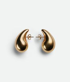 Bottega Veneta® Women's Drop Earrings in Yellow Gold. Shop online now. Bottega Earrings, Bottega Veneta Earrings, Jewellery Wishlist, Handcrafted Leather Wallet, Large Drop Earrings, Blessed Wednesday, Glutathione Whitening, Small Drop Earrings, Gold Shop