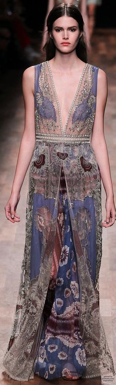 Valentino Spring 2015 Ready-to-Wear Ethno Style, Dress Couture, Mode Hippie, Glad Rags, 2015 Fashion, Beautiful Gowns, Fashion Details