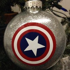 Holiday Christmas Tree Ornament Marvel Comic Superhero Captain America Marvel Comics Christmas, Superhero Ornaments, Marvel Christmas, Superhero Christmas, Superhero Captain America, Comic Superhero, Christmas Signs Wood, Ornament Ideas, Holiday Christmas Tree