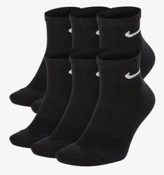 Black Nike Socks, Quarter Socks, Nike Training, Black Socks, Athletic Socks, Nike Store, Black White Fashion, Nike Outfits