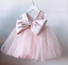 Fancy Baby Girl Princess Pearl Bow Dress ↓↓↓ - Cotton and Mesh Material, Soft, Comfortable and Skin Affinity  - Excellent Workmanship - Vintage Pearl Design, Making A Elegant Princess Pink And Blue Dress Size↓↓↓ Age Size: 12M, 18M, 2T, 3T, 5T, 7T, 10T, 12T; Size(cm): 80, 90, 100, 110, 120, 130, 140, 150; Length(cm): 40, 45, 50, 55, 60, 65, 70, 75; Chest(cm): 24, 26, 28, 30, 32, 34, 35, 38; Waist(cm): 23.5, 25.5, 27.5, 29, 31, 33, 35, 37;  Height Suggestion(cm): 70-75, 75-80, 80-100, 100-106, 107-120, 115-130, 125-140, 135-150; Weight Suggestion(kg): 7.5-9, 9-12.5, 12.5-15, 15-18, 18-22.5, 23-27.5, 28-32.5, 33-36 Champagne Dress Size↓↓↓ Age Size: 18M, 2T, 3T, 5T, 7T, 10T, 12T; Size(cm): 90, 100, 110, 120, 130, 140, 150; Length(cm): 55, 59, 63, 67, 71, 75, 79; Chest(cm): 30, 31.5, 33, 34.5, Dresses For Babies Wedding, Cheap Cream Party Dress For Babies, Blush Pink Prom Dress Baby, Pink Princess Dress For Toddler, 2t Princess Dress, Formal Dresses For Babies, Rose Pink Baby Dress, Infant Dress Wedding, Little Bride Dress Baby