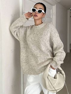 Style:Casual \nType:Pullovers \nNeckline:Round Neck \nSleeve Type:Drop Shoulder \nColor:Apricot \nPattern Type:Plain \nSleeve Length:Long Sleeve \nLength:Regular \nTemperature:Late Fall (10-17℃/50-63℉) \nFit Type:Oversized \nFabric:Medium Stretch \nMaterial:Fabric \nComposition:63% Polyester \nComposition:29% Acrylic \nComposition:8% Wool \nCare Instructions:Hand wash,do not dry clean \nSheer:No \n Bar Outfit, Drop Shoulder Sweater, Teenage Girl Outfit, Women Sweaters, Fall Outfits For Work, Drop Shoulder Sweaters, Fall Street Style, Fall Outfits Women, School Outfit