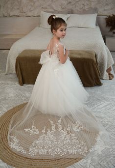 GET READY FOR WEDDING SEASON 2024✨ Buy 2 & more dresses and save 20%🎁delivery 3-4 days only! Beautiful Baby Flower girl dress with shiny lace and amazing puffy skirt! Process time: 1-2 working days Delivery time: 2-4 working days  Also offer express overnight delivery https://www.etsy.com/listing/1298332912/express-delivery?click_key=eb8207bd8376c2fa762384c4d5701f79c6bcbc77%3A1298332912&click_sum=63123b47&ga_search_query=express&ref=shop_items_search_1&frs=1 Age 1.5 Height 86cm/34in Chest 51cm/20in Waist 51cm/20in Hips 51cm/20in Age 2 Height 92cm/36.3in Chest 53cm/21in Waist 52cm/20.5in Hips 54cm/21.3in Age 3 Height 98cm/38.6in Chest 55cm/21.7in Waist 53cm/ 21in Hips 57cm/22.5in Age 4 Height 104cm/41in Chest 57cm/22.5in Waist 54cm/21.3in Hips 60cm/23.7in Age 5 Height 110cm/43.3in Chest 59 Baby Flower Girl Dress, Ivory Girls Dress, Ivory Flower Girl Dress, Girls Ball Gown, Dress With Train, First Birthday Dresses, Dress Tutu, Puffy Skirt