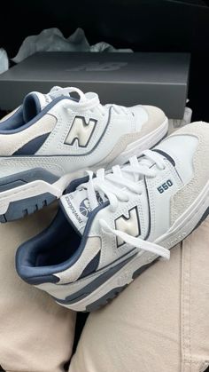 navy blue new balances #trendyshoes #sneakers #trendy Back To School Shoes, Trendy Shoes Sneakers, Preppy Shoes, Pretty Shoes Sneakers, Cute Nike Shoes, Cute Sneakers, Hype Shoes