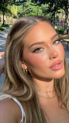 Maquillaje Glowy, Sunkissed Makeup, Mekap Mata, Makeup Tip, Formal Makeup, Smink Inspiration, Cute Makeup Looks, Natural Makeup Looks, Wedding Hair And Makeup