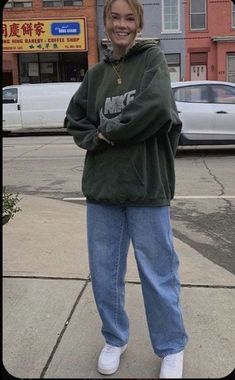 Oversized Hoodie Outfit, Hoodie Outfit Casual, Oversize Outfit, Oversized Outfit, Street Style Outfits Men, Mens Outfit Inspiration, Mens Fashion Streetwear, Outfit Trends, Hoodie Outfit