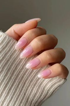 16 Classy Nail Colors To Add a Touch of Glamour to Your Daily Life Holiday Nails Winter, Milky Nails, Elegant Nail Designs, Gel Nail Tips, Pretty Nail Designs, Girls Nails, Elegant Nails, Minimalist Nails, Classy Nails