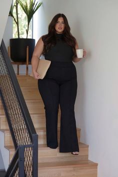 Plus Work Outfits Women, All Black Professional Outfits Plus Size, Plus Size Formal Attire, Cute Plus Size Business Casual Outfits, Formal Outfit Plus Size Classy, Plus Office Outfits Plus Size, Expensive Office Outfits, Formal Business Attire Women Plus Size, Professional Plus Size Outfits Women