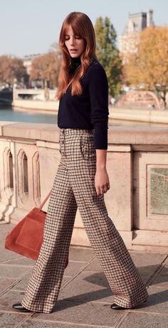 Sezane Outfits, Emily Labowe, Paris Mode, Italy Outfits, Plaid Pants, Look Vintage