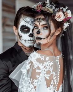 Halloween Wedding ❤ Would you like to get married on the scariest day of the year? Give a new meaning to ‘til death do us part’, with Halloween wedding ideas. #halloween #halloweendecor #halloweenideas #wedding #weddingdecor #weddingforward #halloweensweets