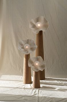 Bloom — Joanne Odisho Interior Boho, Paper Mache Art, Paper Mache Crafts, Lampe Decoration, Ceramic Light, Contemporary Crafts, Diy Lamp, Paper Clay