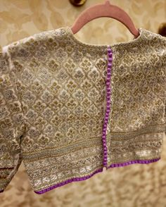 Heavy Bridal Blouse Designs, Handwork Blouse Design, Heavy Blouse, Blouse Designs High Neck, Latest Model Blouse Designs, Fashionable Saree Blouse Designs, Blouse Designs Indian, Simple Blouse Designs, Ladies Blouse Designs