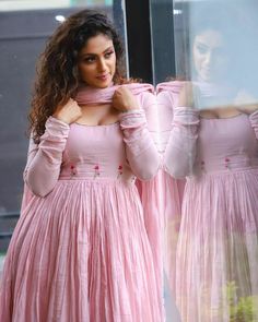 Pink Anarkali Dress, Pink Anarkali Gown, Dresses For Festivals, Pink Anarkali Suits, Pink Anarkali, Outfit Festival