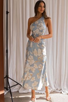 Summer Dresses Semi Formal, Summer Wedding Outfit Guest Cocktail, Baby Blue Floral Dress, Beach Wedding Guest Dress Blue, Beachy Wedding Guest Dress, Beach Wedding Rehearsal Dinner Outfit, Blue One Shoulder Midi Dress For Spring, Beach Guest Wedding Dress, Cancun Wedding Outfit Guest