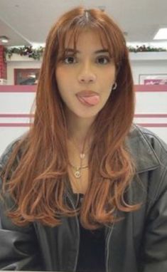 Latina Bangs Aesthetic, Auburn Hair For Tan Skin, Ginger Hair On Filipino, Long Amber Hair, Copper Hair With Wispy Bangs, Ginger Brownish Hair, Color Hair For Brown Skin Mexican, Orange Tinted Brown Hair, Amber Copper Hair