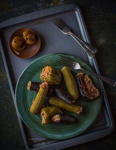 Mahshi is a family of stuffed veggies Egyptian Mahshy, Mahshi Egyptian, Egyptian Food Photography, Food Marketing Ideas, Egyptian Photography, Lebanese Food, Food Photoshoot