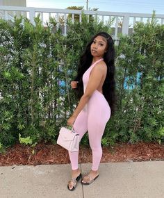 Pink Sandals Outfit, Outfits With Sandals, Pink Summer Outfits, Travel Fits, Fest Outfits, Boujee Outfits, Stylish Summer Outfits, Chill Fits