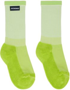 JACQUEMUS - Green 'Les Chaussettes À L'Envers' Socks Handknit Socks, Green Textile, Pilates Socks, Socks Packaging, Luxury Socks, Sock Design, Women Trainers, Green Socks, Hand Knit Socks