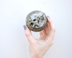 pyrite crystal Self Soothing Techniques, Golden Energy, Self Soothing, Create New Habits, Stone Therapy, Positive Actions, Positive Reminders, Energy Muse, Fool’s Gold