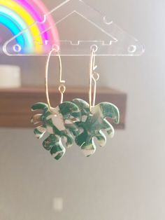 Are you in your plant Mom era?! If you answered yes, these cute monstera hoop earrings are a perfect addition to any plant lovers outfit🌵 They are made with polymer clay so they're super lightweight and comfortable to wear all day long! A cute birthday gift for any plant lady in your life! *handmade with high quality hypoallergenic and nickel-free findings. Wanna show off your new earrings? We'd love to see you strutting your stuff with your new earrings so be sure to tag us with @prairiesunsho Gifts For Your Bestfriend, Lovers Outfit, Monstera Earrings, Cottagecore Earrings, Gift For Plant Lover, Plant Earrings, Cute Birthday Gift, Mom Era, Earrings Cute