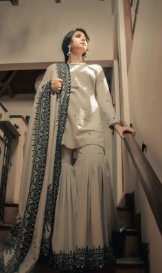 Pakistani Women Dresses, Stylish Short Dresses, Desi Fashion Casual, Pakistani Fancy Dresses, Pakistani Dresses Casual, Beautiful Pakistani Dresses, Simple Pakistani Dresses, Designer Party Wear Dresses, Designer Dresses Casual