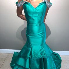 Jovani Gowns Next To New! Worn Only Once For A Pageant. The Long Blue Gown Is Custom Made And Never Worn. All Gowns Except The Long Green One Are Size 12, The Long Green Gown Is Size 14. True To Size Fit. Obo Hot Pink Prom Dress, Jovani Gown, Pink Prom Dress, Green Gown, Jovani Dresses, Pink Prom, Blue Gown, Green Hand, Dresses Evening