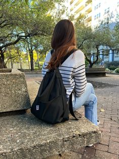 The Everyday Bag - Black – GIOIA Convertible Tote Backpack, Back To School 2023, Fall Bags, Everyday Bag, Tote Backpack, A Bag, Convertible, Back To School, Tablet