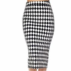 Black & White Diamond Print Pencil Skirt By Celebrity Fashion/ Hera Collection! Very Unique! This Skirt Is It!!! Super Cute And Fashionable! Has Little Stretch. Is A Med But More Like A S/M Not A M/L. Short Pencil Skirt, Fashion Black And White, Red Pencil Skirt, Red Pencil, Button Up Skirts, Stretch Pencil Skirt, Knit Pencil Skirt, Concert Outfits, Pencil Skirt White