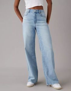 AE Dreamy Drape Stretch Super High-Waisted Baggy Wide-Leg Jean Dream Jeans, Jean Trends, Site Visit, Cute Jeans, Simple Trendy Outfits, Light Wash Jeans, Gift List, American Eagle Jeans, American Eagle Outfitters Jeans