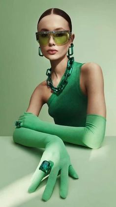 Fashion Edgy Chic, Double Wallpaper, Exclusive Club, Runway Shoes, Branding Photoshoot Inspiration, Fashion Edgy, Shady Lady, Green Shades, Edgy Chic