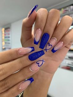 Ballerina Acrylic Nails, Blue Acrylic Nails, Manicure Tips, Smink Inspiration, Coffin Press On Nails, Blue French, Diamond Nails, Fancy Nails