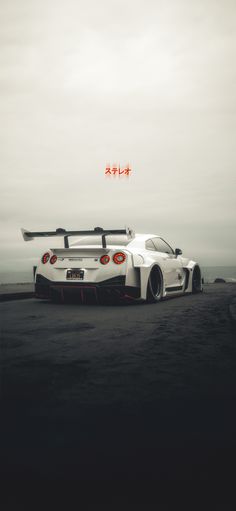 Nissan Gtr 35 Wallpaper, Car Wallpaper Iphone Aesthetic, Gtr R35 Aesthetic, Gtr 35 Wallpaper, Gtr Aesthetic, White Nissan Gtr, Super Cars Wallpaper, Supra Wallpaper, Nisan Gtr