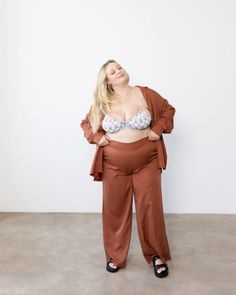 This plus size pant is ready for anything, from casual outfits to going out ensembles Tencel Pants, Special Style, Plus Size Pants, Elegant Outfit, Plus Size Dress, Adele, Everyday Look, Leg Pants, Plus Size Fashion