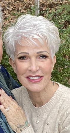 Haircut Gray Hair, Short White Hair, Short Hair Back, Short Spiked Hair, Short Silver Hair, Short Hair Over 60, Short Hair Images, Spiked Hair, Short Choppy Hair