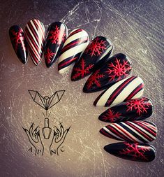 Red And Black Christmas Nails Design, Black Chrome Christmas Nails, Christmas Nails Edgy, Edgy Christmas Nails Acrylic, Dark Xmas Nails, Witchy Winter Nails, Black And Red Nails Christmas