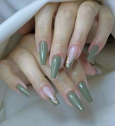 Nails Bright, Sassy Nails, Fancy Nails Designs, Beige Nails, Simple Gel Nails, Classy Acrylic Nails, Almond Shape, Nails Almond