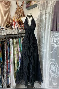 Alt Dresses Formal, Alt Prom Dresses, Prom Dress Halter Neck, Party Gowns Evening Dresses, Party Gowns Evening, A Line Formal Dress, Prom Dress A Line, Long Ball Gown, Debs Dress