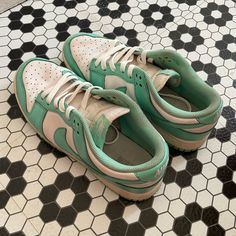 Nike Dunk Low In Green Glow + Brand New Shoelaces! Nike Dunk Low Green Glow, Nike Green, Nike Dunk Low, Dunk Low, Nike Dunk, Shoes Nike, Nike Dunks, Womens Shoes Sneakers, Shoe Laces