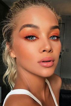 Orange Eye Makeup, Make Up Gold, Orange Makeup, Celebrity Makeup Looks, Summer Makeup Looks, Valentines Day Makeup, Smink Inspiration, Beauty Make-up, Simple Eye Makeup