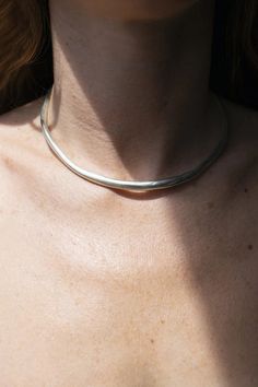 R. Bosetti Collar in Sterling Silver from Takara. Need a second opinion? If you have special requests or just need advice, please reach out to hello@shop-vestige.com. Sterling Silver. Handmade in the USA Chain Necklace Outfit, Mystical Necklace, Avant Garde Jewelry, Sea Necklace, Silver Choker Necklace, Silver Choker, Gold Choker, Ceramic Jewelry, Shell Necklaces