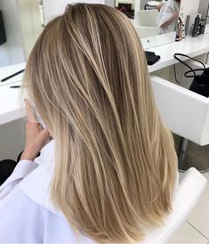 Blonde Hair Color Ideas On Brown Hair, Highlights Ash Blonde Brown, Shoulder Length Blonde Hair Balayage Straight, Jenifer Aniston Hair Color, Blonde On Dark Hair All Over, Chemical Cut Hair, Medium Length Haircut Highlights, Best Hair Color For Pale Skin Green Eyes, Short Hair Blonde Highlights