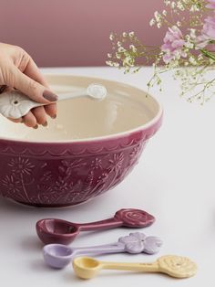 Mason cash in the meadow daisy 26 cm purple mixing bowl intricately embossed with delicate florals and stunning Unique Homewares, Mason Cash, Baking With Kids, Cookie Mix, The Meadows, Mixing Bowls, Spoon Set, Measuring Spoons, Measuring Cups