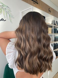 Dark Caramel Lowlights, Bolliage Brown Hair, Brunette W Babylights, Short Brown Summer Hair, Brunette Hair Ashy Highlights, Lighten Up Dark Brown Hair, Cute Hair Brunette, Dark Brown Hair Balayage Red Undertones, Natural Brown Hair Highlights