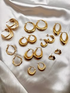 - Chunky Hoop Earrings - This item is waterproof, nickel-free, and lead-free. This item is made of high-quality materials and it will NOT tarnish nor discolor for a long time. This item is hypoallergenic so it won't irritate sensitive skin. Material: 18K Gold Plated Stainless Steel, nickel-free, and lead-free Measurement: quarter size 💝 I really enjoy wrapping gifts, so ALL package are gift wrapped with nice package.  💝 You will receive this product packed neatly to give as a gift. 💝 Please leave me a note if you want to leave a GIFT message inside the pacakge to your loved one. Message me if you have any questions or concerns. Don't forget to follow us on social media. Instagram: @halflilystuio Tiktok: @halflilystudio RED: @halflilystudio Business email: halflilystudio at gmail dot com Cheap Nickel-free Gold-plated Jewelry, Trendy Stainless Steel Huggie Hoop Earrings, Trendy Stainless Steel Hoop Earrings For Everyday, Everyday Stainless Steel Tarnish Resistant Hoop Earrings, Chunky Gold Jewelry, Chunky Hoop Earrings, Jewelry Accessories Ideas, Hoop Earring Sets, Jewelry Essentials