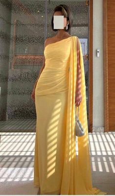 American Wedding Guest Outfit, Fashion Forecast 2024, Classy Cocktail Dress Elegant, Modest Wedding Guest Dresses, Simple Wedding Guest Dress, Modest Wedding Guest Dress, Colorful Gown, Robes Glamour, Vintage Inspired Wedding Dresses