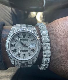 Watch On Wrist, Rolex Diamond Watch, Mens Luxury Lifestyle, Rolex Diamond, Rapper Jewelry, Rolex Watches Women, Expensive Jewelry Luxury