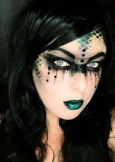 Dark Fairy Makeup Ideas, Mermaid Fantasy Makeup, Dark Mermaid Makeup, Fairy Makeup Ideas, Dark Fairy Makeup, Sea Witch Costume, Siren Makeup